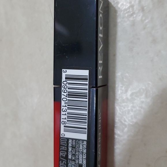 NEW LIPCOLOR - Picture 2 of 3